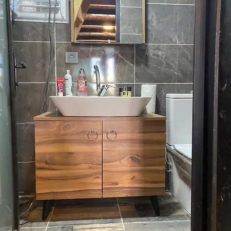 Istanbul Airport Bungalow *